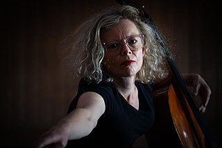 BEVEGET CELLIST WEB 62 Carsten Aniksdal